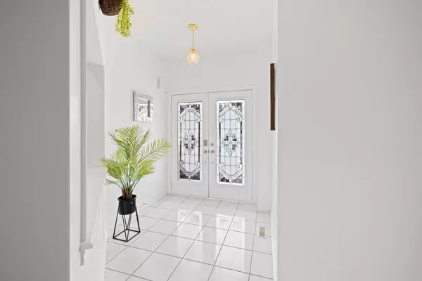 Ajax, ON L1T 0H9,328 Williamson DR W