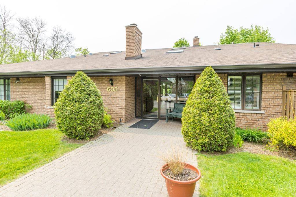 Peterborough, ON K8H 7L5,605 Whitaker ST #1