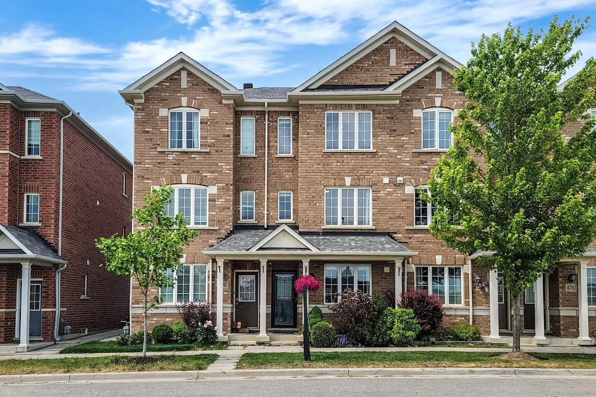 Markham, ON L6B 0R9,472 RIVERLANDS AVE