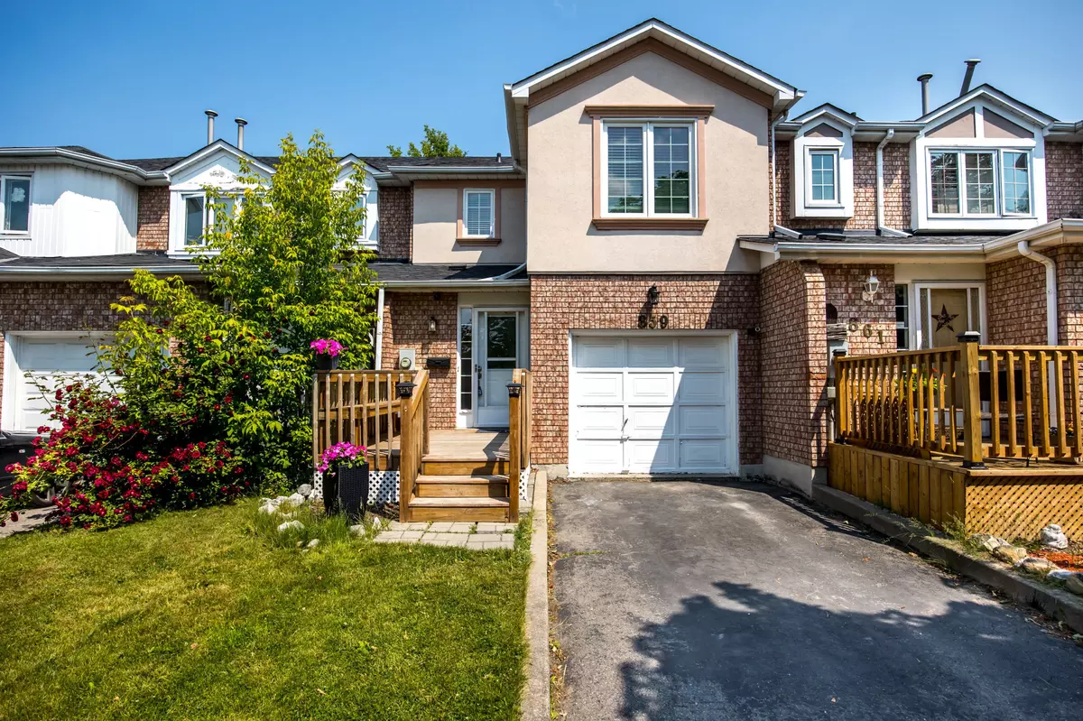 Newmarket, ON L3Y 8H2,859 Clancey CRES