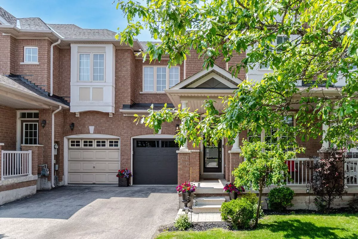 Oakville, ON L6L 6T8,3353 Hayhurst CRES