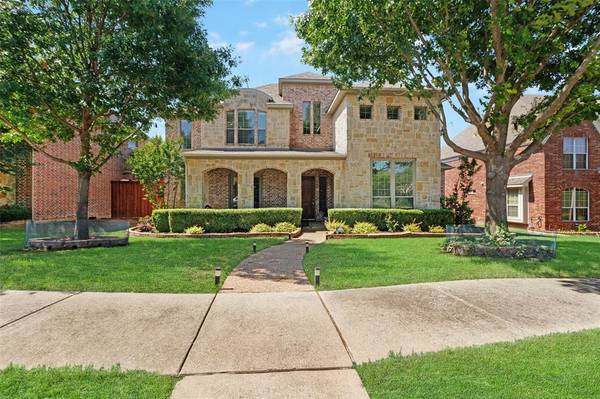 9823 Carriage Hill Lane, Frisco, TX 75035