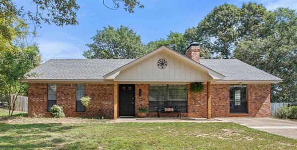 626 Jack Drive, Lindale, TX 75771