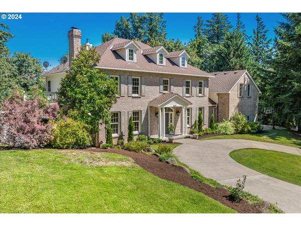 19177 HILL TOP RD, Lake Oswego, OR 97034