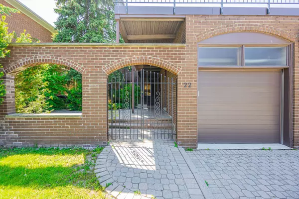 Toronto C14, ON M2M 2W9,22 Arran CRES E