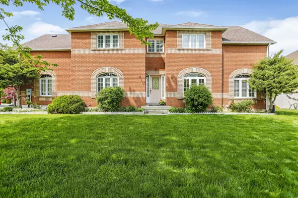 Vaughan, ON L6A 2T3,44 Rosanna CRES