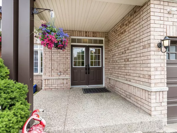 Brampton, ON L6P 1Y4,20 Laurentide CRES