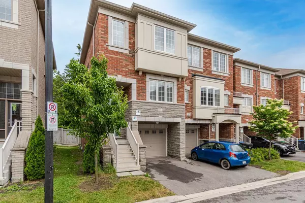 Brampton, ON L6Y 6E6,15 Abercove Close