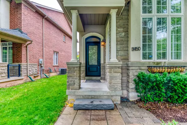 Oakville, ON L6L 6T7,3450 Wavecrest ST