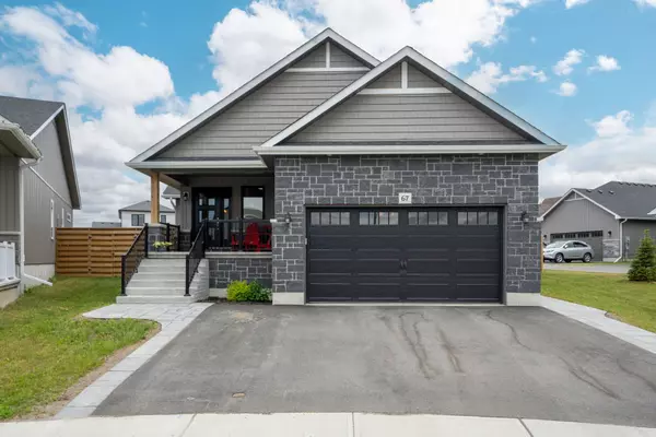 Prince Edward County, ON K0K 2T0,67 Farrington CRES