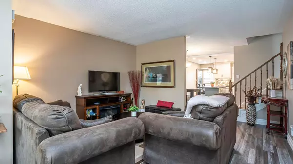 London, ON N5Z 4K5,971 Eagle CRES