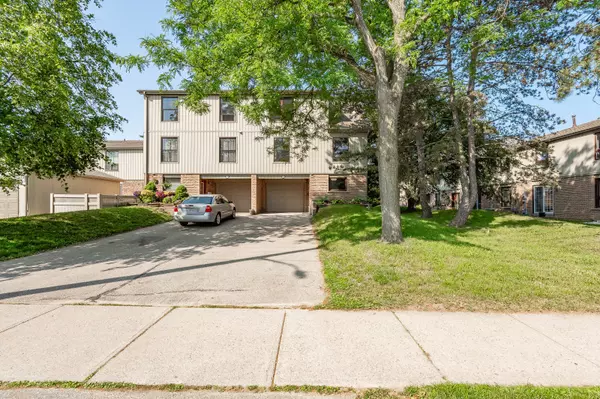 Guelph, ON N1G 2L4,121 Janefield AVE #433