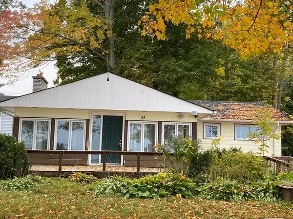 Meaford, ON N4L 1A7,35 Lakeside AVE