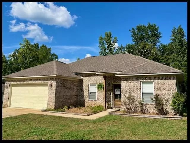 180 SHELBI DR., Oxford, MS 38655