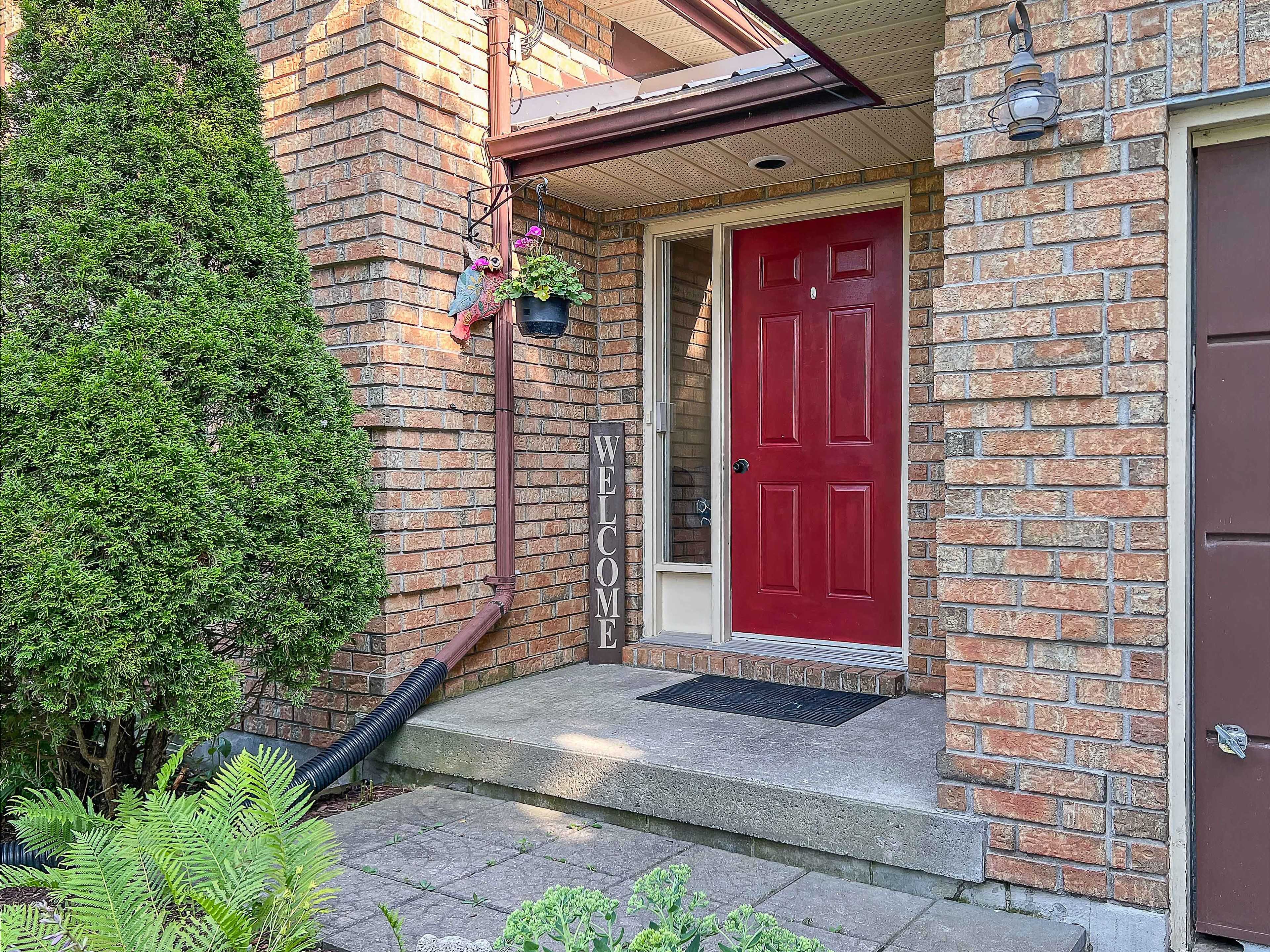 Belleville, ON K0K 1V0,298 Harmony RD
