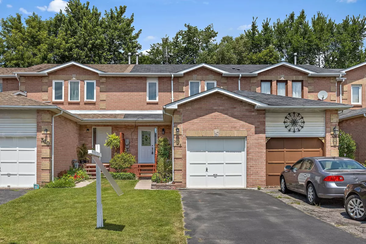 Oshawa, ON L1J 8J3,338 Sheffield CT