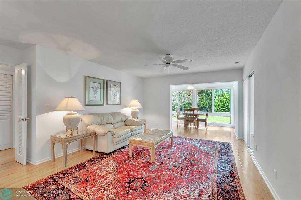 Boynton Beach, FL 33435,15 Colonial Club Dr  #105