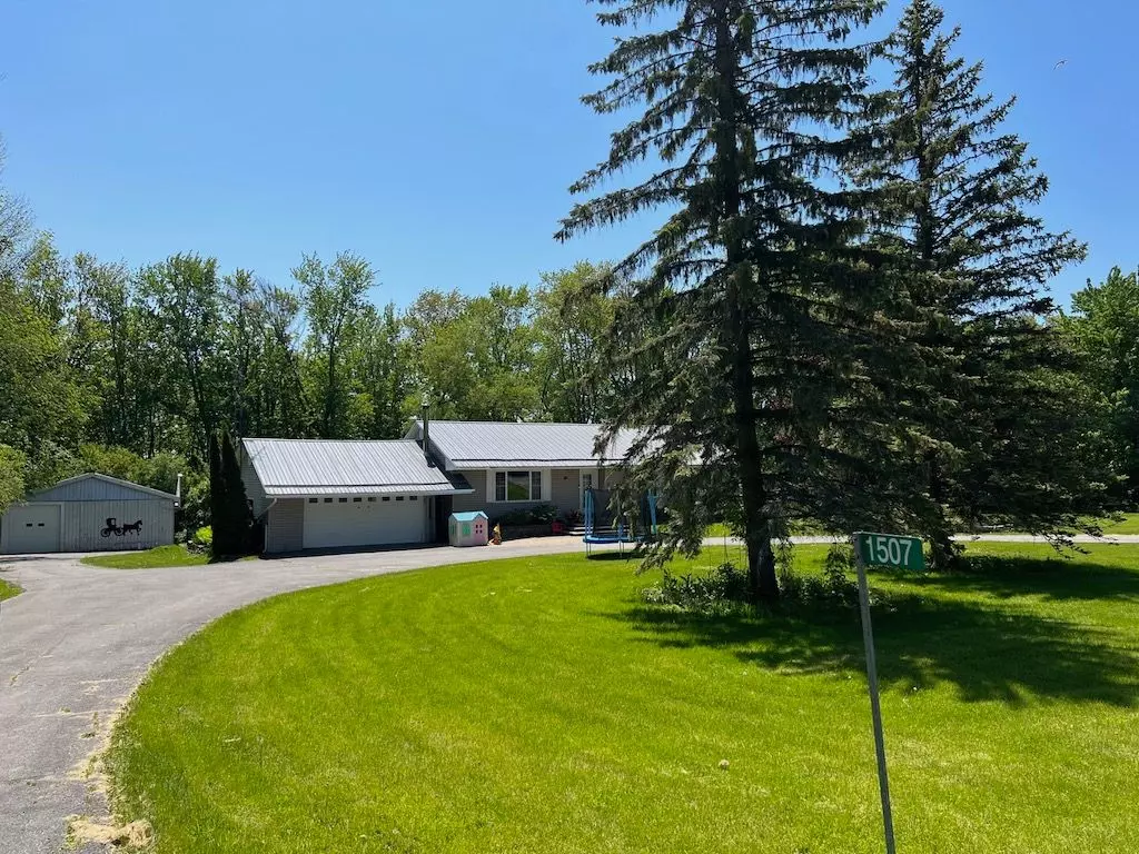 Prince Edward County, ON K0K 1T0,1507 Lakeside DR