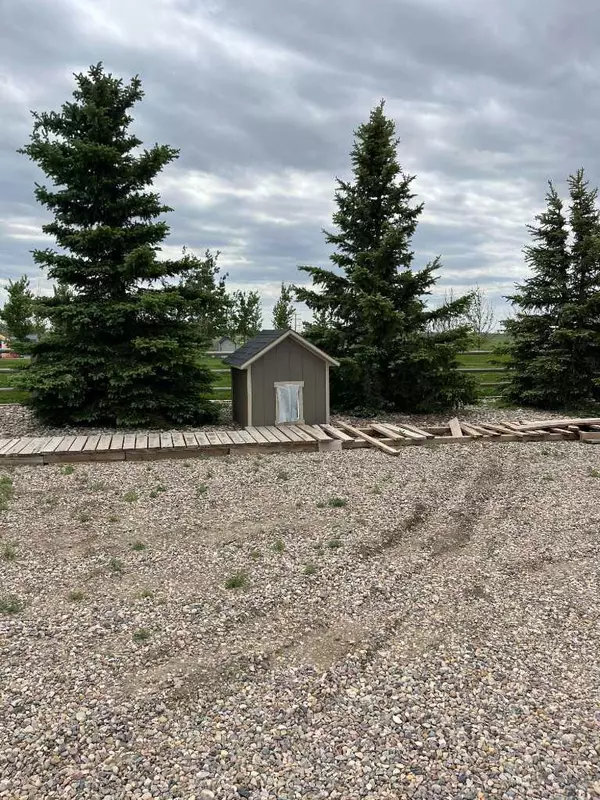 Shaughnessy, AB T0K 2A0,114 Whitetail PL