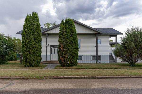 4602 51 ST, Forestburg, AB T0B 1N0