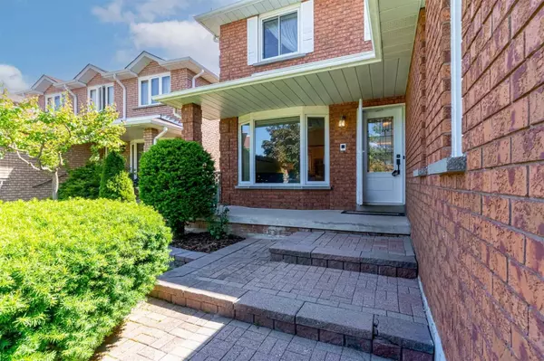 Vaughan, ON L4L 5E3,5 Venetian CRES