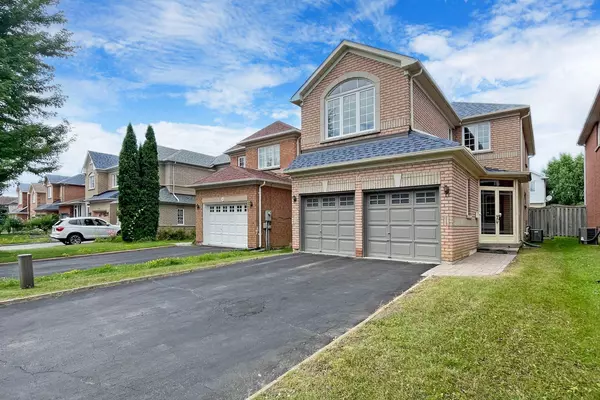 Markham, ON L3R 4Z2,16 Eastpine DR