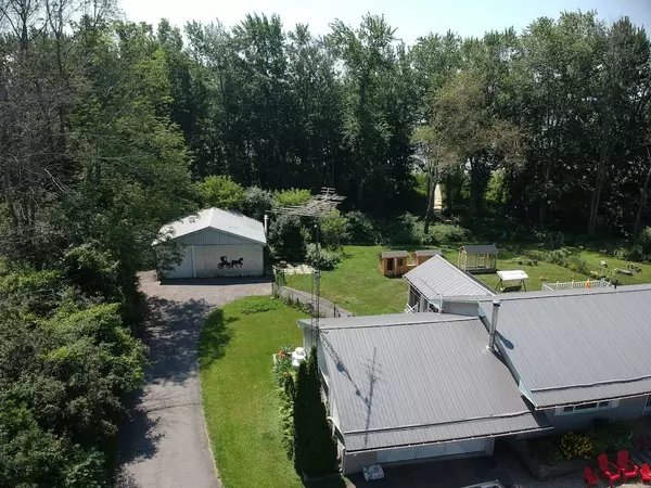 Prince Edward County, ON K0K 1T0,1507 Lakeside DR