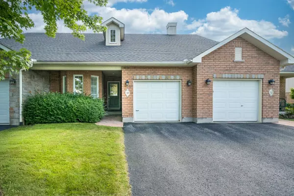 Peterborough, ON K9J 8S7,30 Village CRES