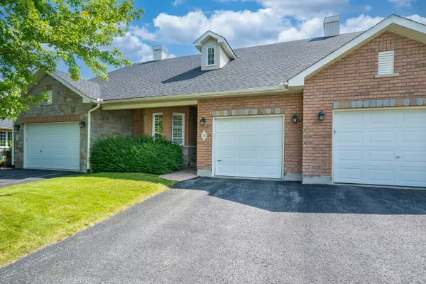 Peterborough, ON K9J 8S7,30 Village CRES