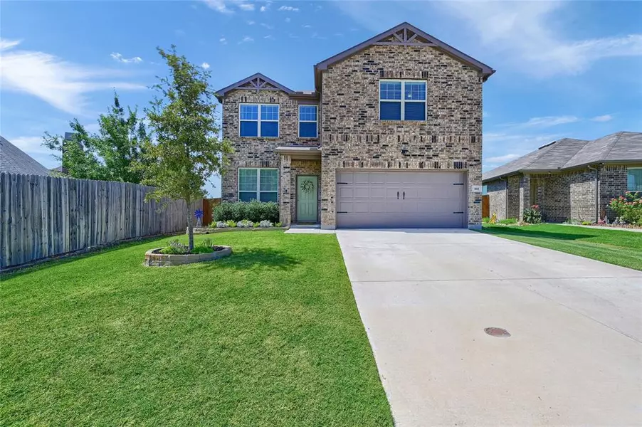 801 Billups Drive, Van Alstyne, TX 75495