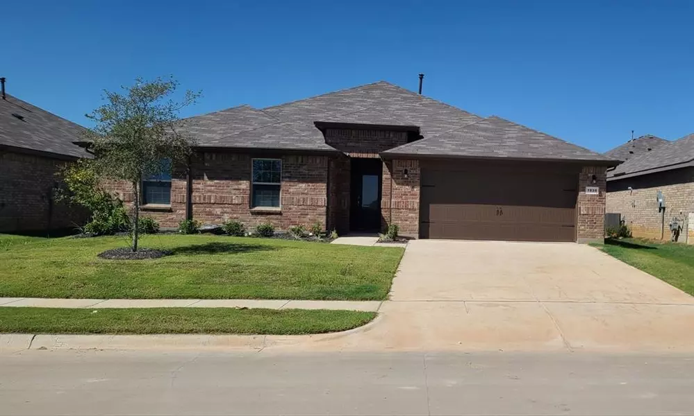 1930 COOKES Lane, Cleburne, TX 76033