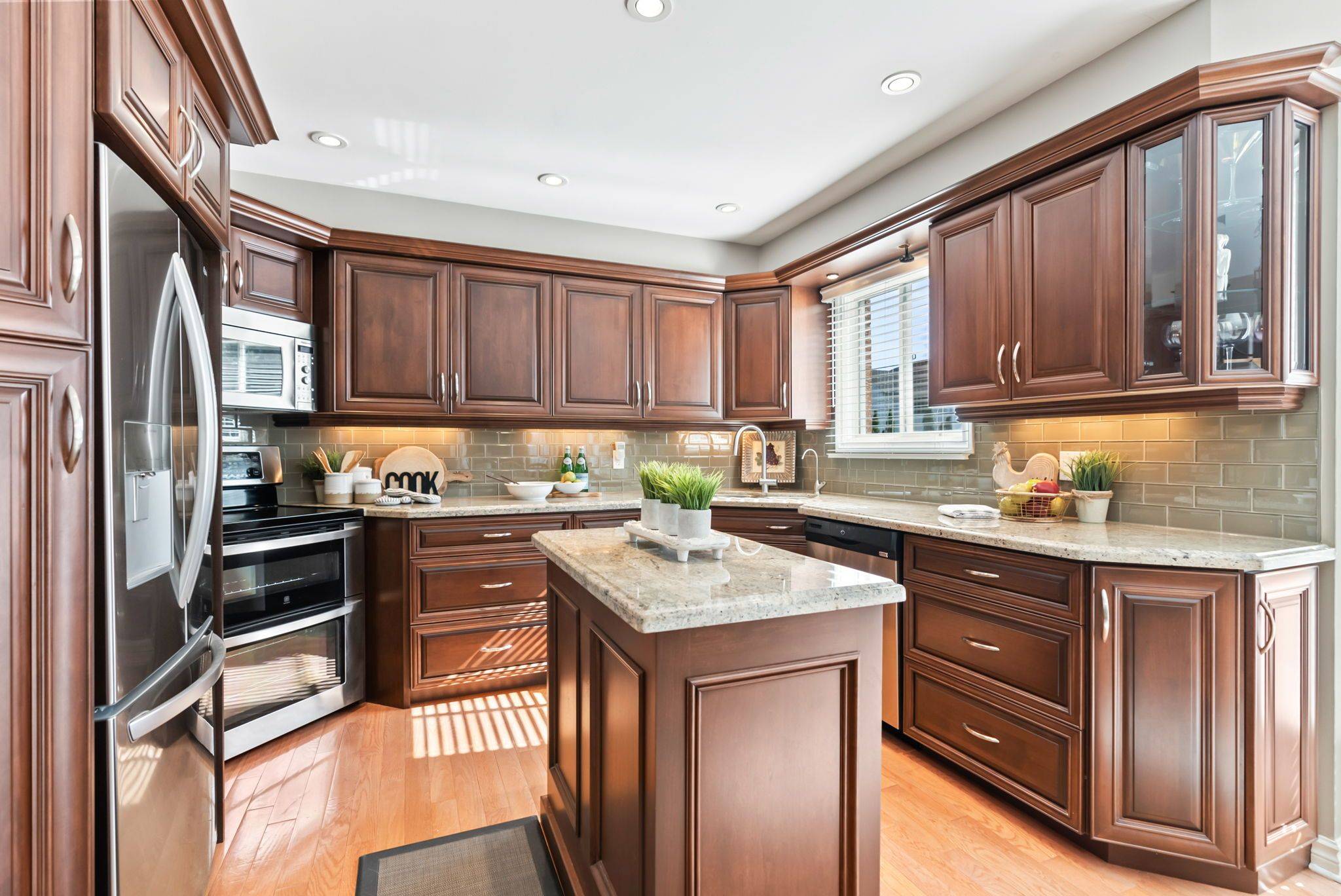 Clarington, ON L1E 2C3,36 Auburn LN