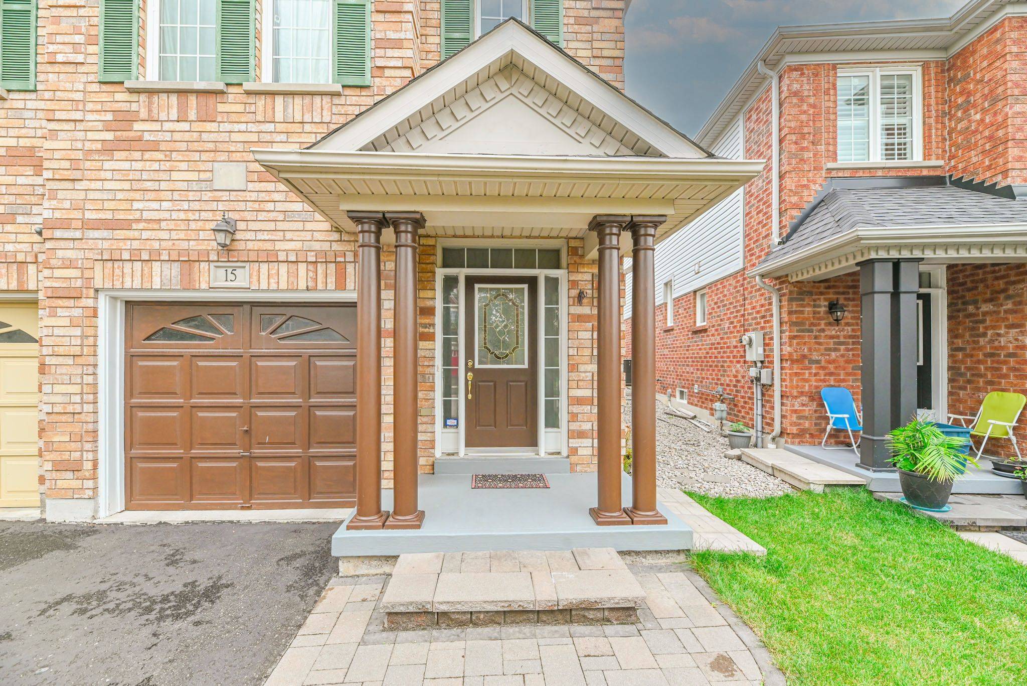 Ajax, ON L1T 4Z9,15 Tozer CRES