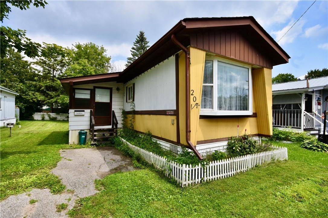 Orillia, ON L3V 6L8,580 WEST ST S #207