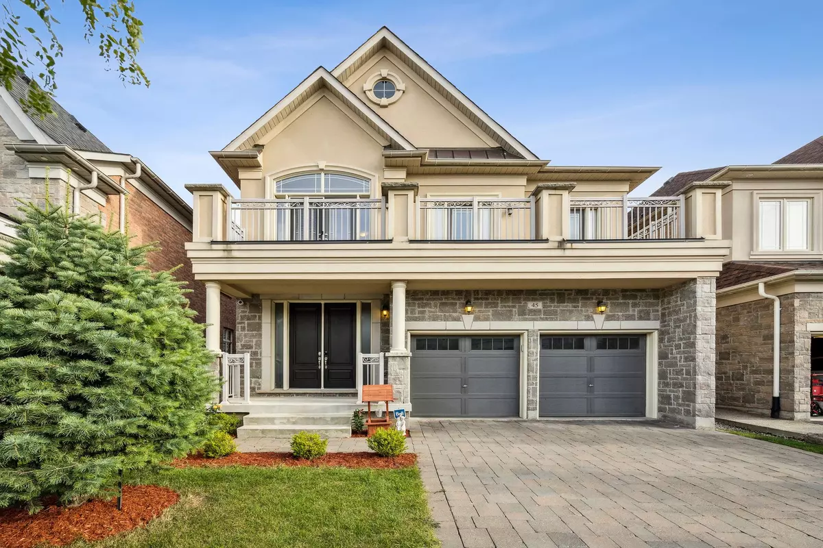 Vaughan, ON L4H 4A9,45 DUNROBIN CRES