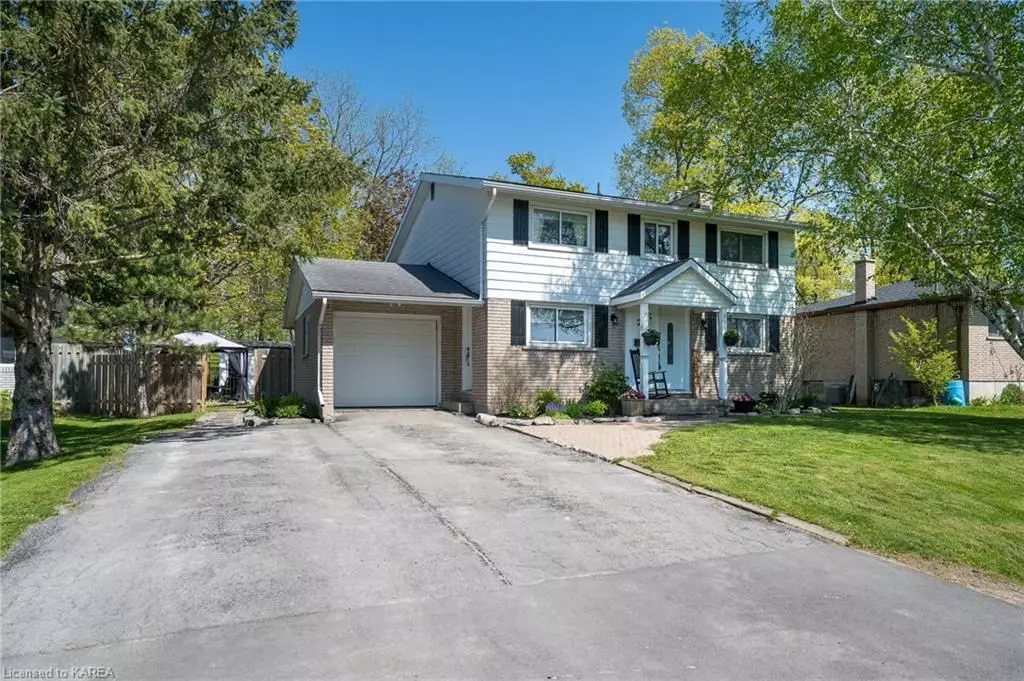 Greater Napanee, ON K7R 2G5,23 SUNSET CRES