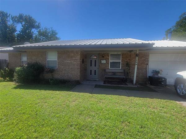 1936 Allison Street, Graham, TX 76450