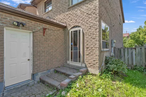 Markham, ON L3R 4L2,90 Appleby CRES