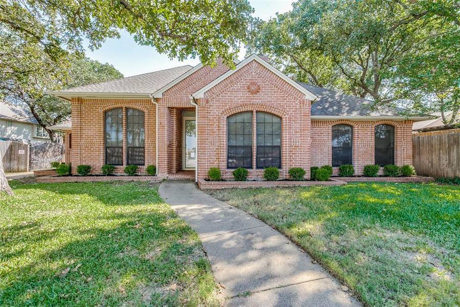 3004 Forest Drive, Bedford, TX 76021