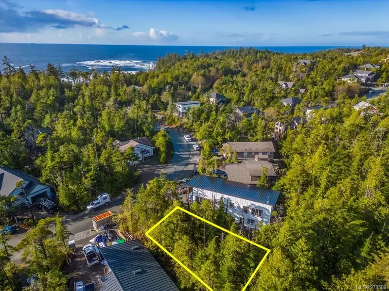 Lot 50 Cedar Grove Pl, Ucluelet, BC V0R 3A0