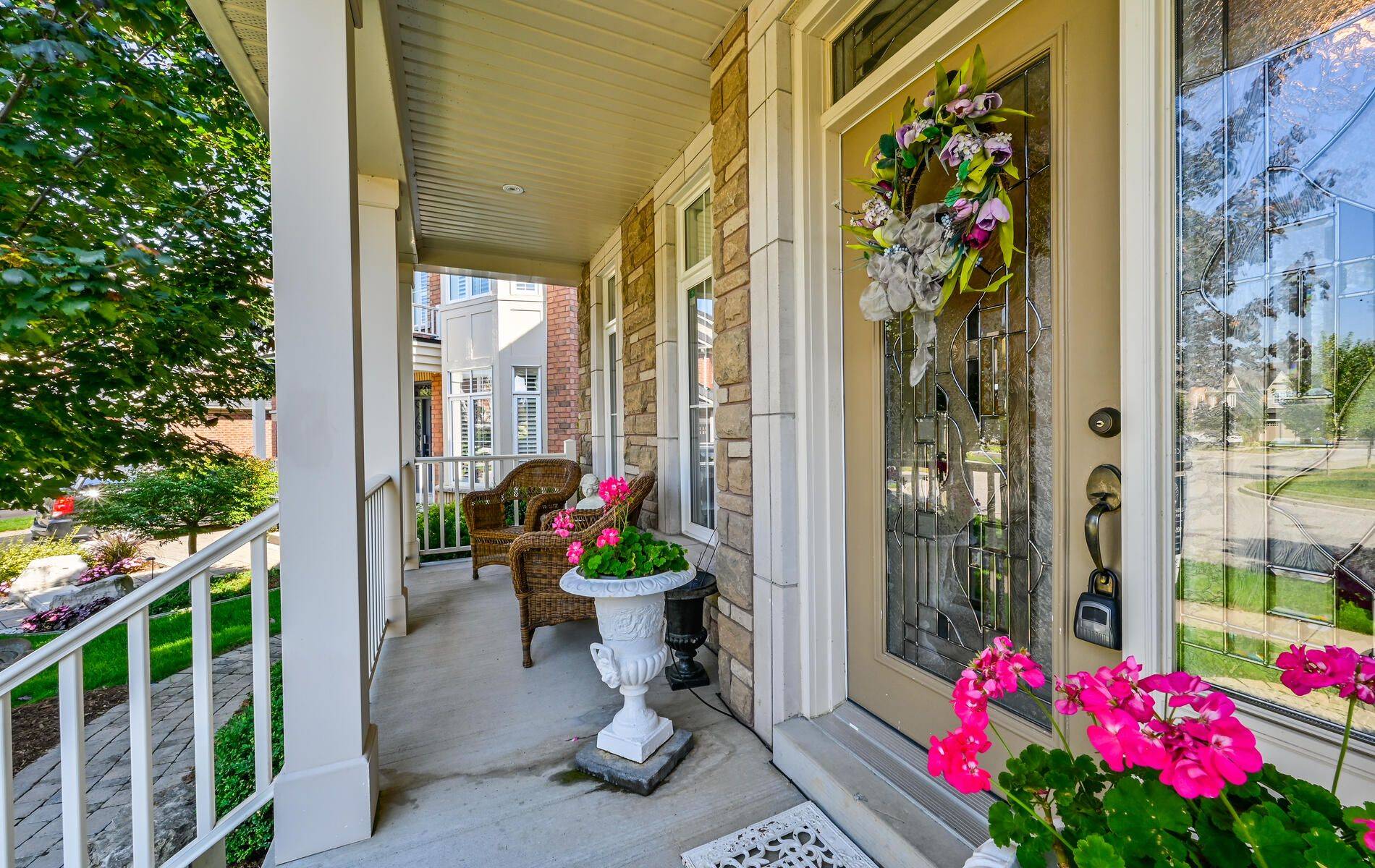 Whitby, ON L1M 0J1,24 Gerry Ravary PL