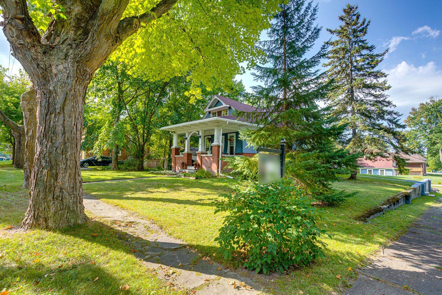 Brock, ON L0E 1E0,97 St John ST