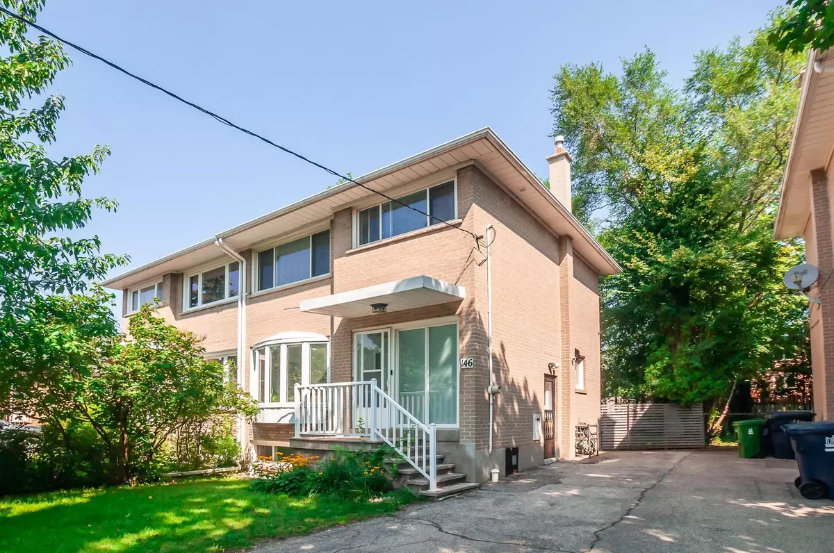 Toronto C13, ON M3A 2B2,146 Lynedock CRES