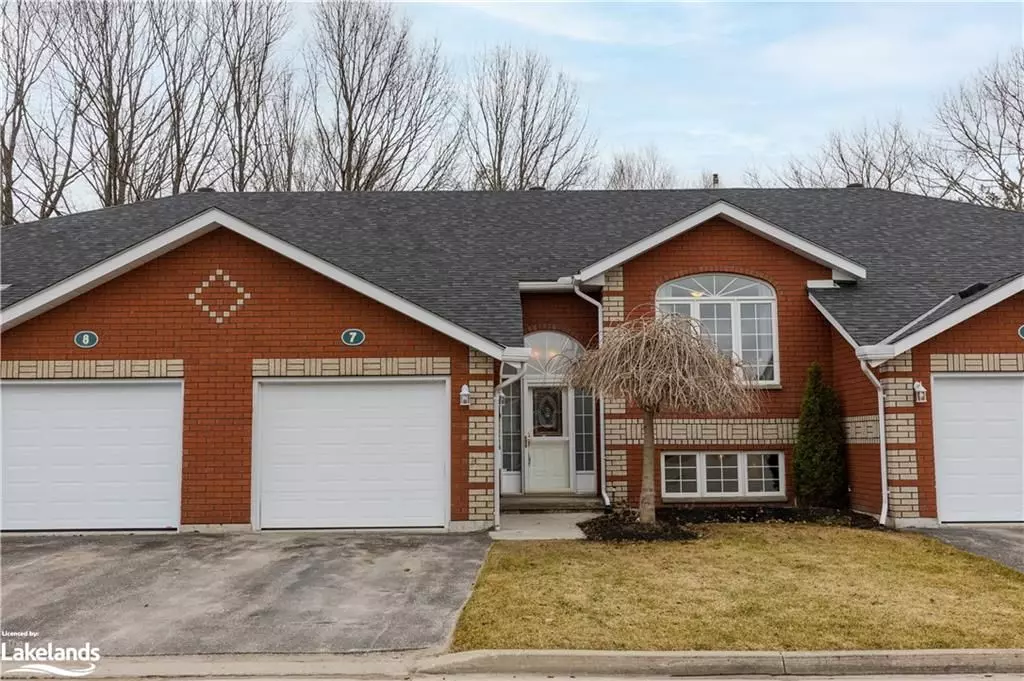 Penetanguishene, ON L9M 2H1,90 Thompsons RD #7