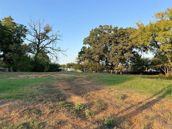 Mount Pleasant, TX 75455,700 W Cash Street