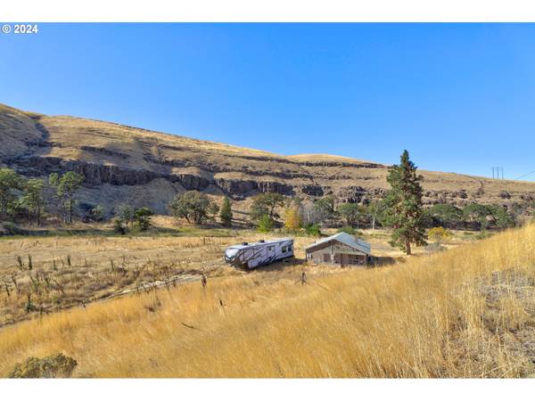 The Dalles, OR 97058,7000 FIFTEEN MILE RD