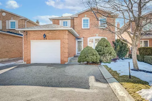 Vaughan, ON L6A 1T5,59 Pentland CRES #UPPER