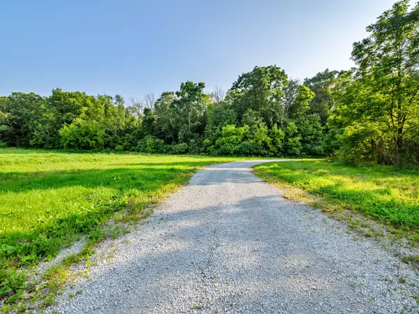 Burlington, ON L7M 0S5,4272 4 Side Road