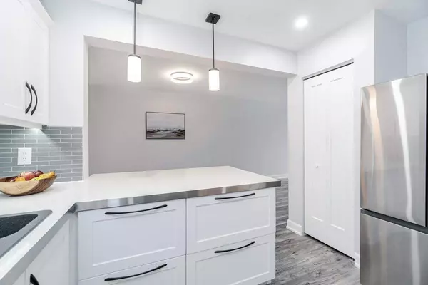 Kitchener, ON N2M 5M9,500 Westmount RD W #409