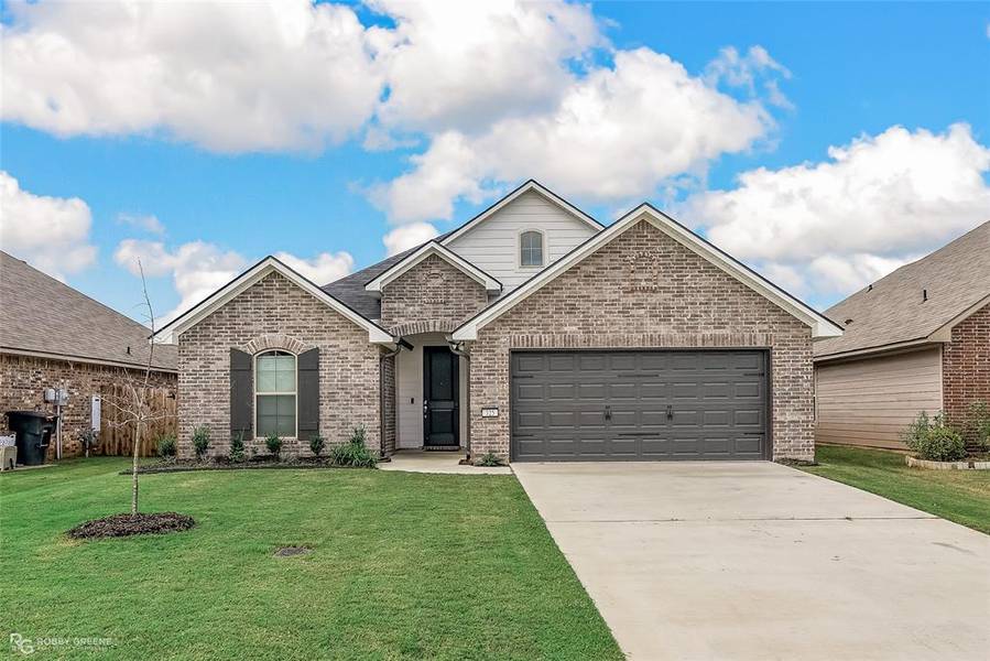 325 Ouachita Lane, Bossier City, LA 71112